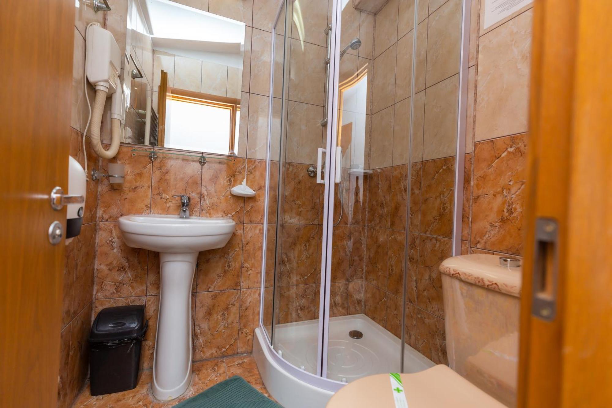 Hotel Sir Colentina Bucharest