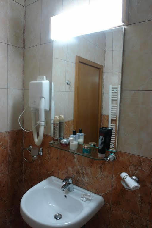 Sir Colentina 2* Bucarest